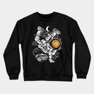 Hiphop Astronaut BitCoin BTC To The Moon Crypto Token Cryptocurrency Wallet Birthday Gift For Men Women Kids Crewneck Sweatshirt